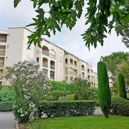 Le Lagon Bleu-5 By Interhome