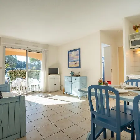 Le Lagon Bleu-5 By Interhome Frejus