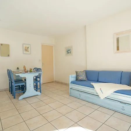 Apartment Le Lagon Bleu-5 By Interhome