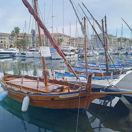 아파트 Le Lagon Bleu-5 By Interhome Fréjus